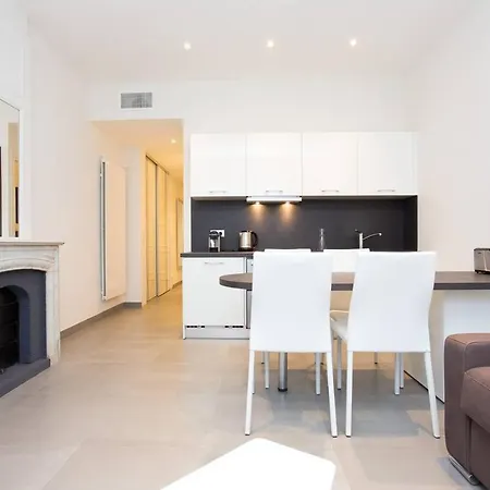 Appartement Palais Miramar: 1 Bed Side Sea View Cannes
