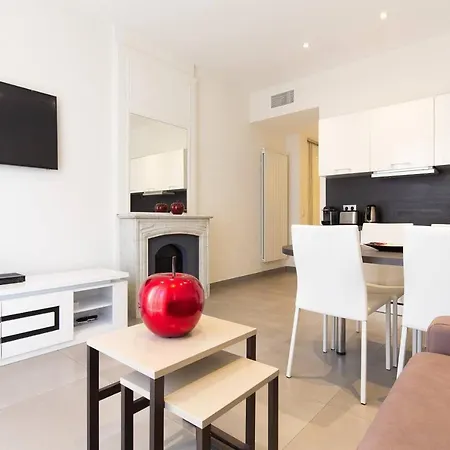 Palais Miramar: 1 Bed Side Sea View Cannes